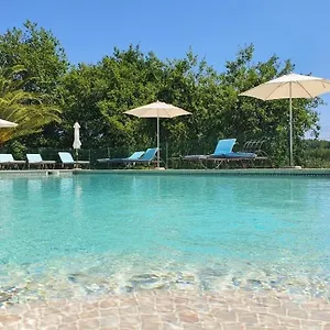 https://la-residence-du-moulin-tourette-sur-loup.fr-provencehotel.com
