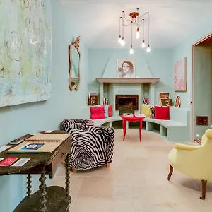 **** Maison d'hôtes La Maison De La Place Lourmarin France