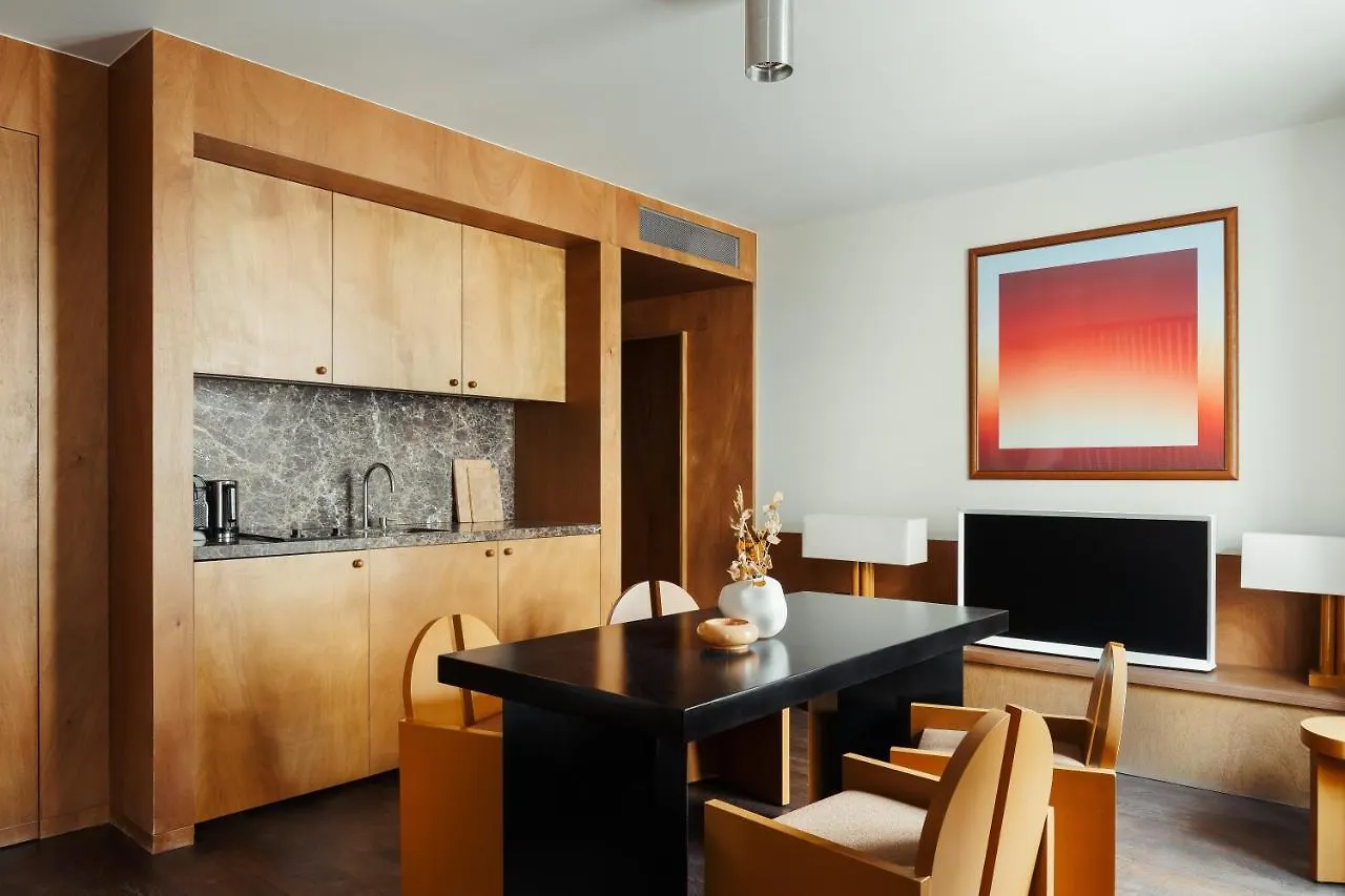 Edgar Suites - Bouchardon Paris Aparthotel